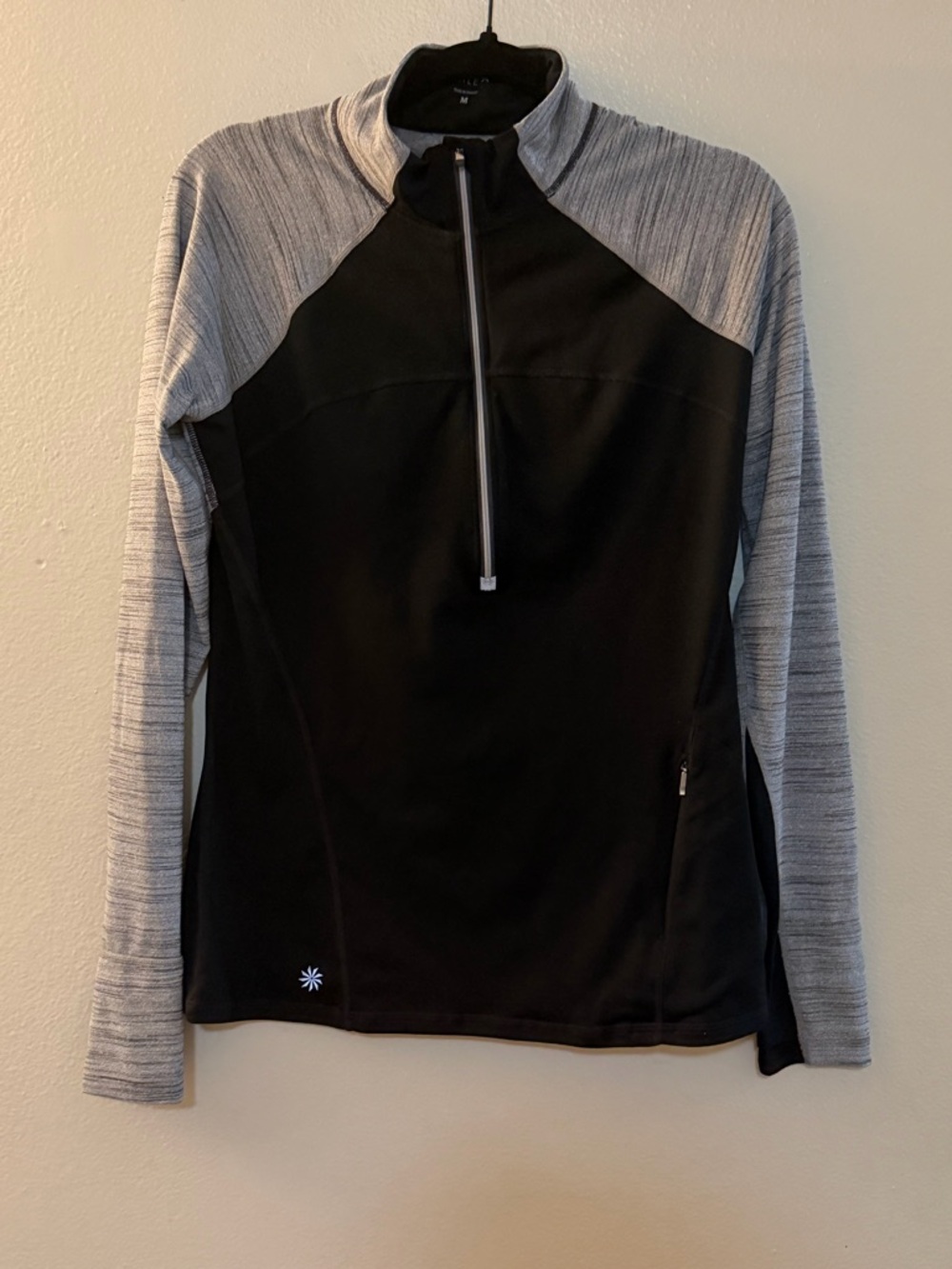 Athleta Relay 1/2 Zip Pullover Heathered Grey Black Thumbholes - M